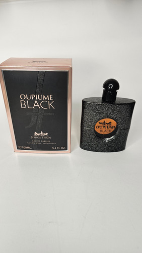 ادکلن جسیکا توین مدل اوپیوم بلک رایحه ایو سن لورن بلک اوپیوم